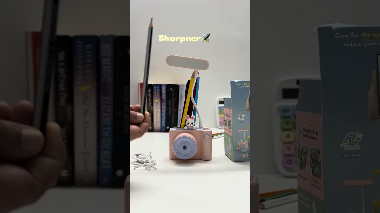 This bunny lamp is the desk buddy your space needs! 🐰💡 