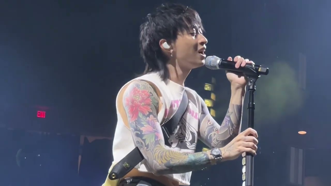 keshi — WANTCHU (Live @ Requiem World Tour Boston Soundcheck)