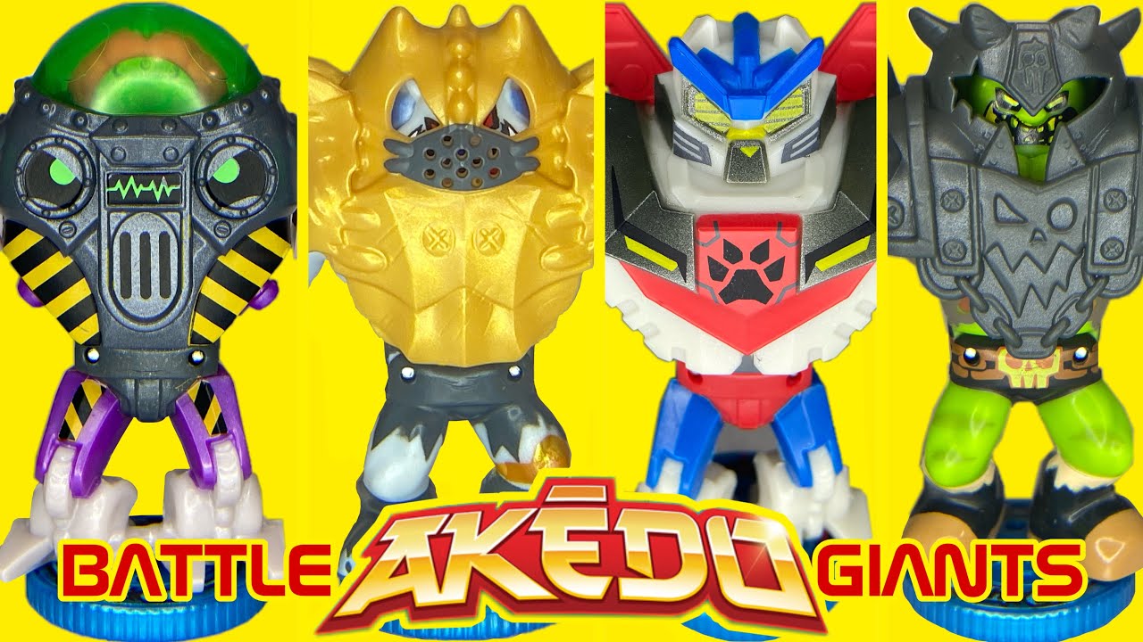 AKEDO ULTIMATE ARCADE WARRIORS BATTLE GIANTS - The Toy Insider