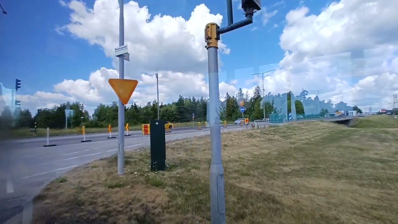 Buss 178 Från Kista Centrum Till Jakobsberg Station