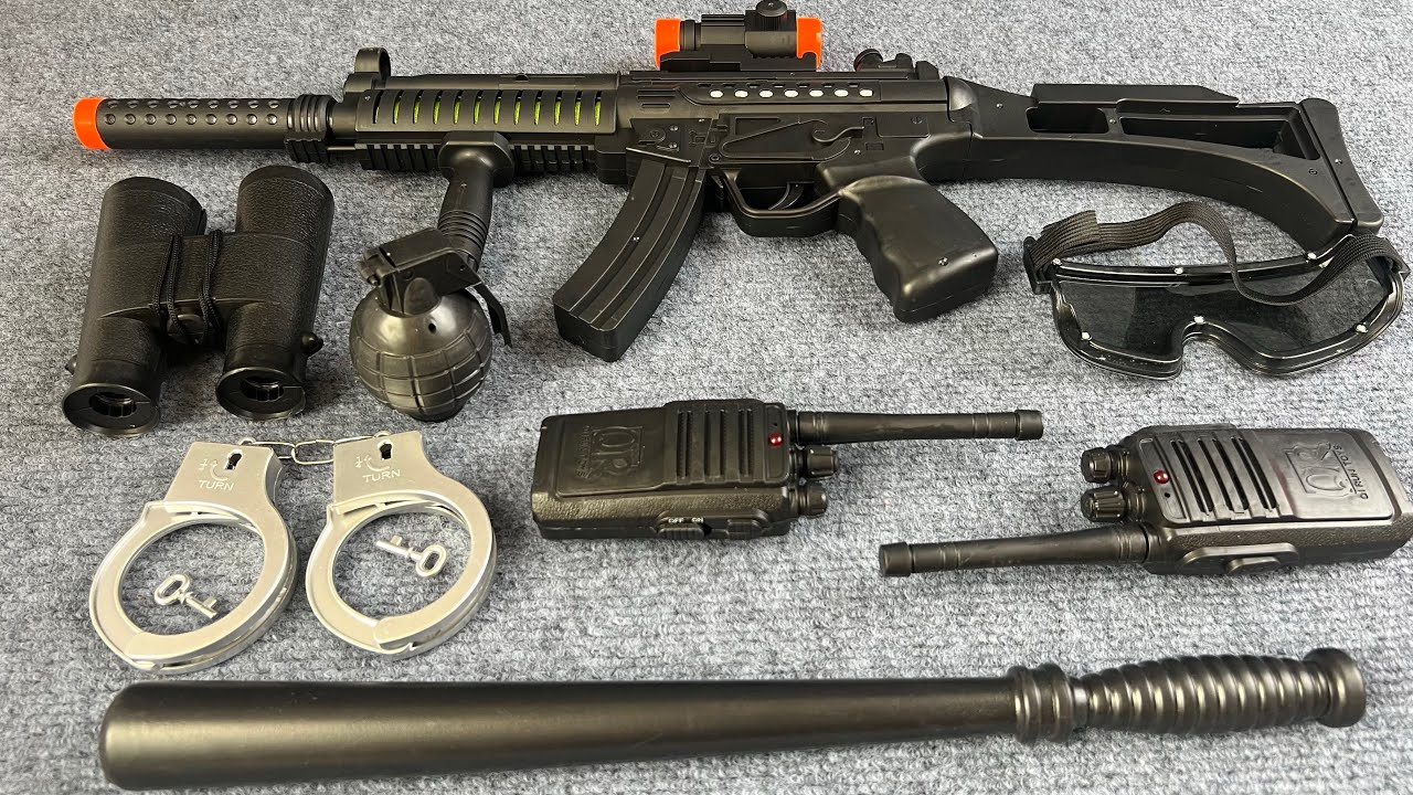 8-Minute Unboxing: Tactical Kit - Baton, Walkie-Talkie, Time Bomb, Black Rifle - Toy Review