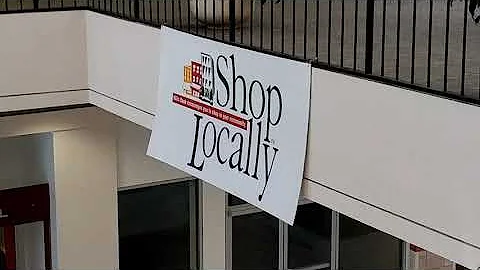 MALL VIDEO. Old Capitol Mall. Iowa City IA