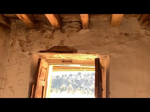 Video: Actualización de una casa colonial de 1930 a una casa familiar única