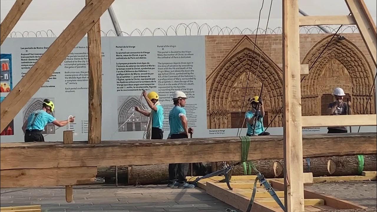 13th century methods NotreDame de Paris to construct and hoist rafters
