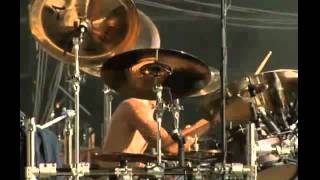 AVENGED SEVENFOLD - Welcome To The Family + Almost Easy Graspop 2011 live