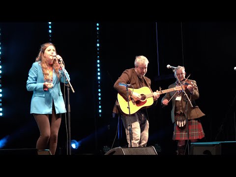 The Ramblin' Rover by Siobhan Miller performed during 2023 Inverness Hogmanay Red Hot Highland Fling