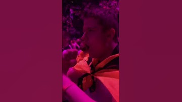 Fans go wild at BLAST PARIS MAJOR #shorts #funnymoments #csgo
