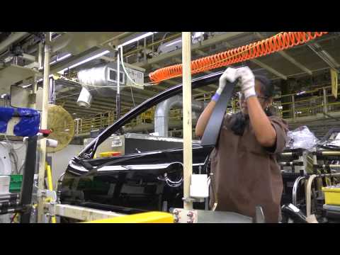 Vídeo: Quais Toyotas são construídos em Kentucky?