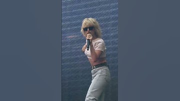 Hayley Williams sing a hard times song in the eras tour #hayleywilliams #erastour #concert
