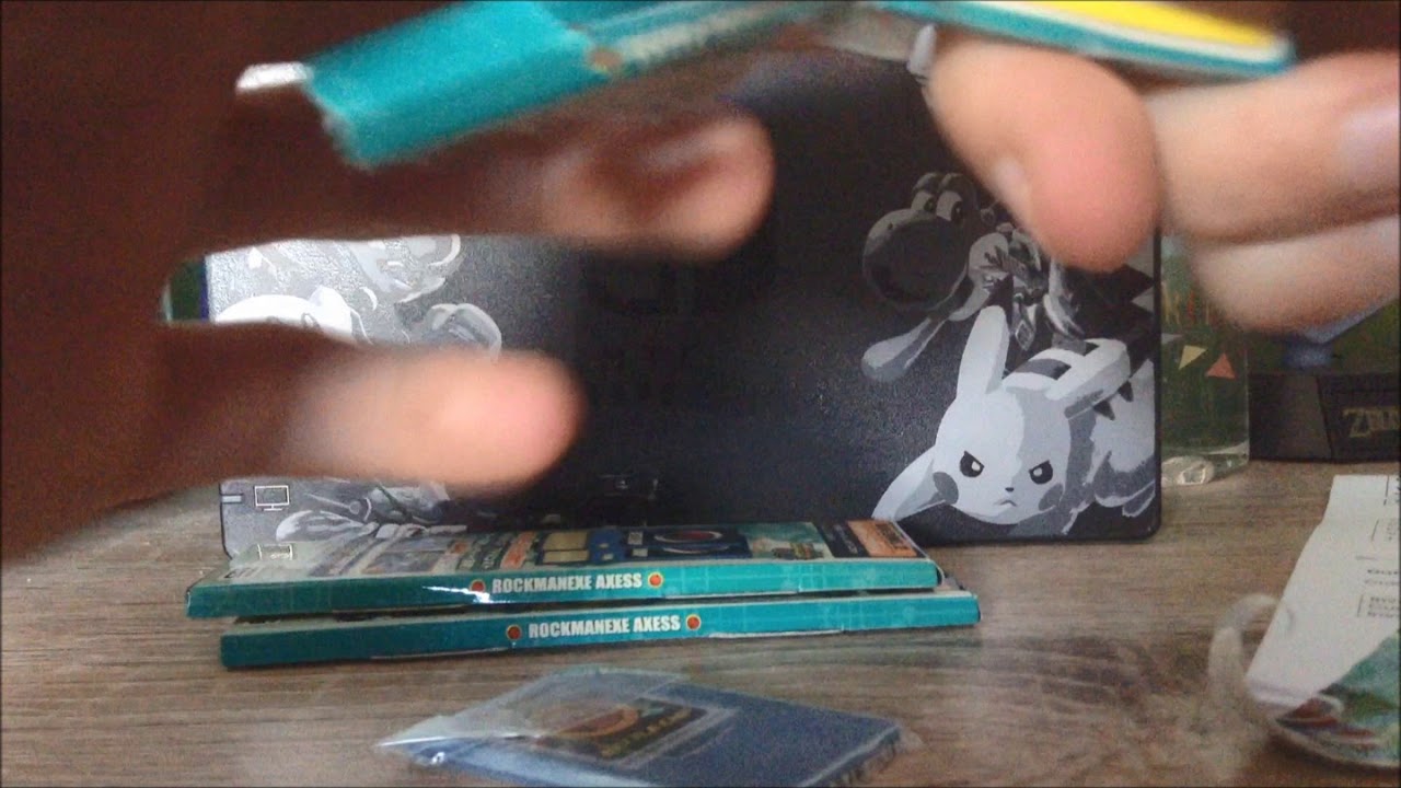 Opening a MegaMan/Rockman.EXE Battle Chip Booster Box! Part 1