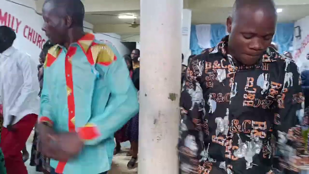 PENTECOSTAL FAMILY CHURCH DANCE TIME 🤗🎵