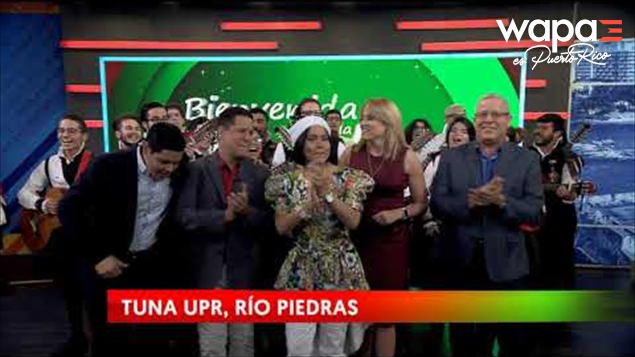 El equipo completo de Noticentro Al Amanecer celebra la Navidad | WapaTV