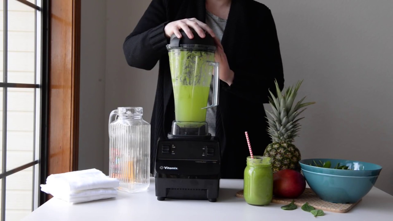 Here's how to quickly and easily clean a blender #shorts 