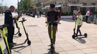 Electric scooter in Warsaw, Poland screenshot 4