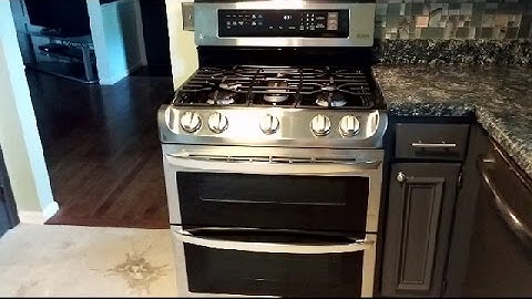 LG Gas Double Oven Range with ProBake Convection