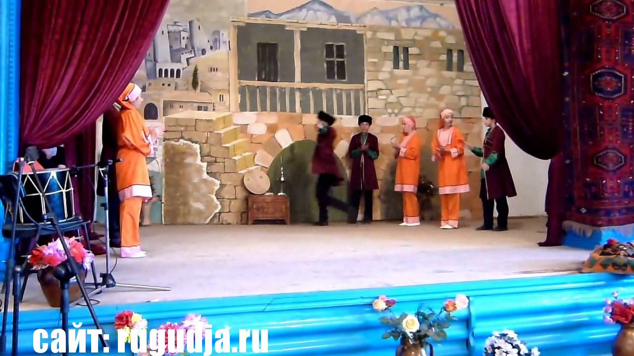 Анхил Марин из Ругуджа  Выступление учащихся Бацадинской СОШ  (танец)