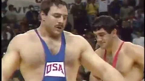 130 KG - Bruce Baumgartner (USA) vs David Gobedzhi...