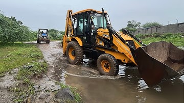 JCB 3dx Backhoe Loader Machine Loading Mud In Mahindra 475 Di Tractor and Stuck in Mud Jcb Video JCB