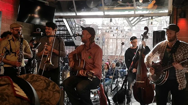 Bernard Adamus - Hidalgo LIVE aux Foufounes lectriques, Montreal (7/5/2019)