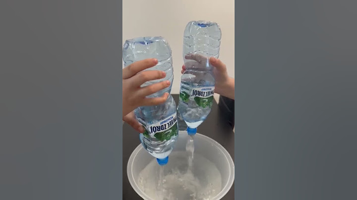 Su şişesini sallayarak döndürürseniz daha hızlı boşalacaktır #viral #fyp #keşfet #shorts