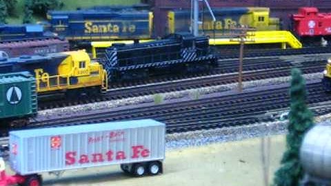 Athearn N scale EMD F45 DCC and Sound road # 1939