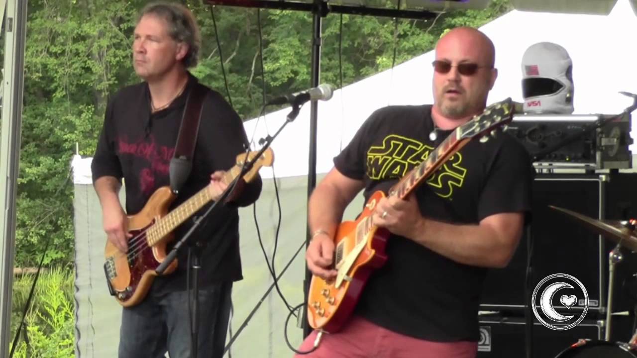 PETER PRINCE & MOON BOOT LOVER - Coming From Everywhere (live)