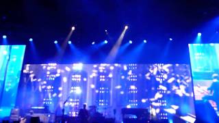 Paul McCartney - Live and let die - Bercy (30.11.11)