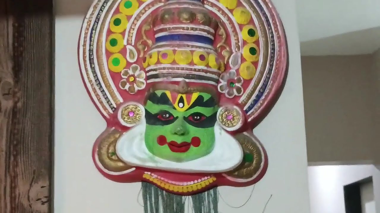 Kathakali artform's statue