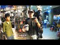 Chasse Au Marché Nocturne Du Kurdistan 