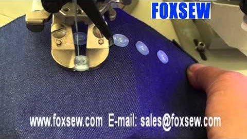 Automatic Feeding Button Attaching Machine