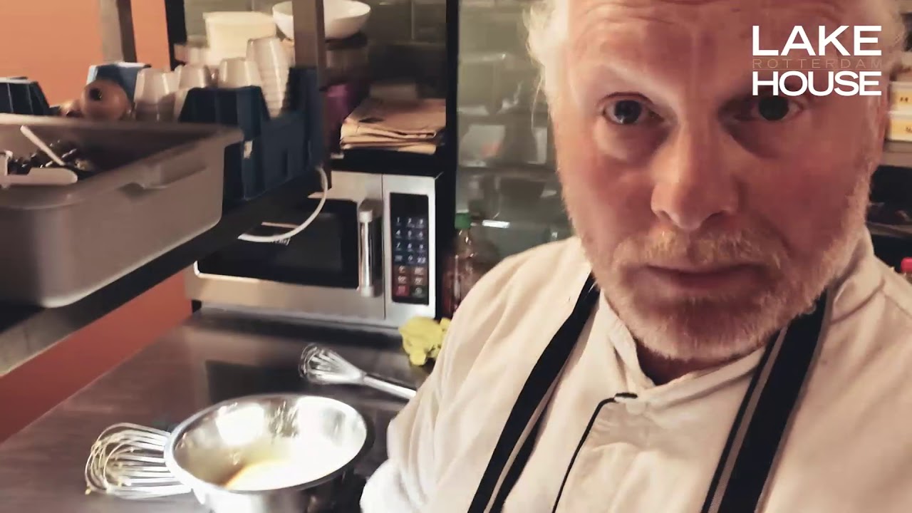 Recept: Vers fruit met Champagne sabayon | IJsbrant Wilbrenninck van Lake House Rotterdam