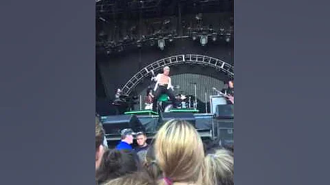 Billy Idol White Wedding