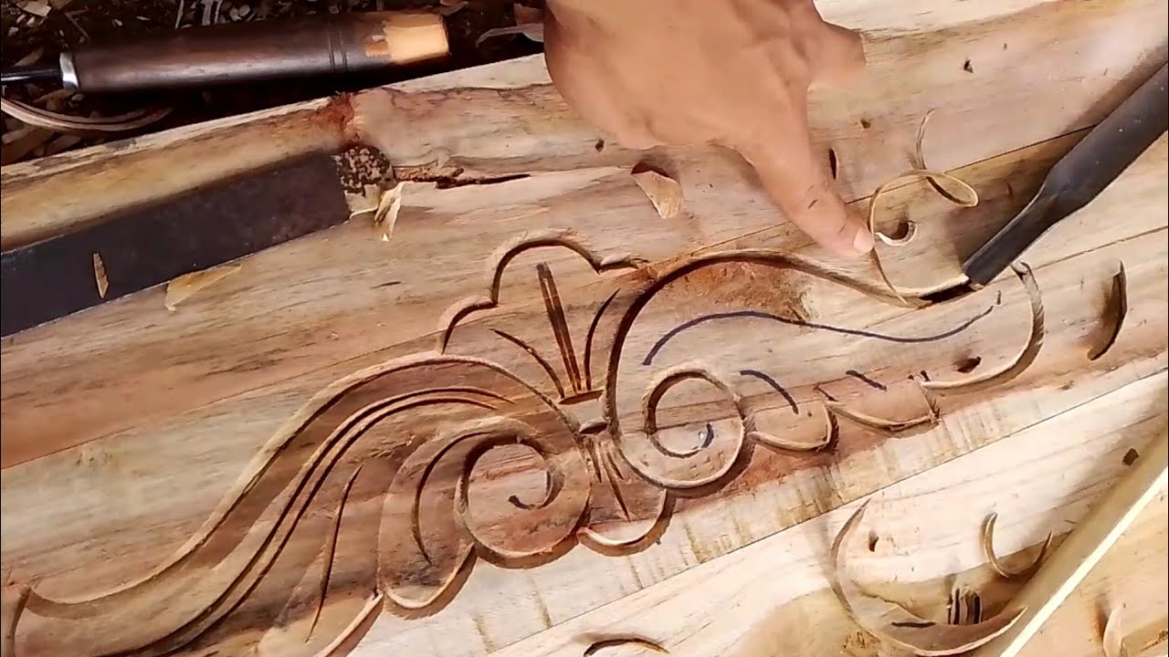 simple carved leaf motif#wood #woodworking