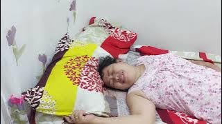 Yaya zakiyah - Ekpresi malas ketawa