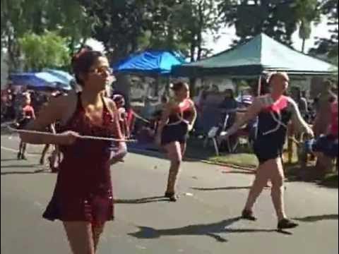 Ontario Ovation Twirlers - 2013 4th of July Parade - YouTube