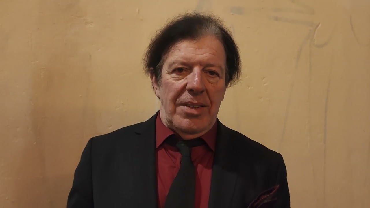Self-tape AA