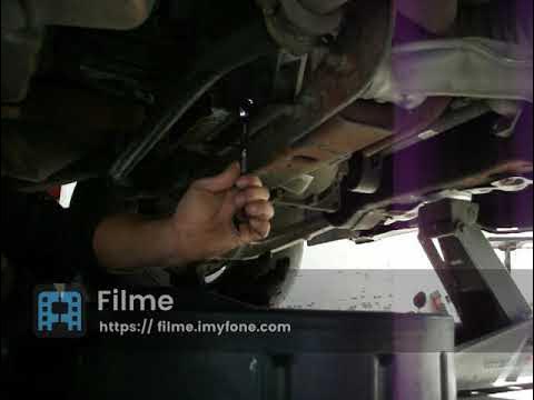 2007 Chevy Avalanche Oil Change - YouTube