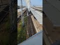 Ein Dampfzug fährt vom Bahnhof Berlin-Lichtenberg ab.
