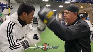 ROMAN GONZALEZ DRILLING COMBOS ON THE MITTS IN WORKOUT DAYS AHEAD OF TITLE SHOT AGAINST KAL YAFAI