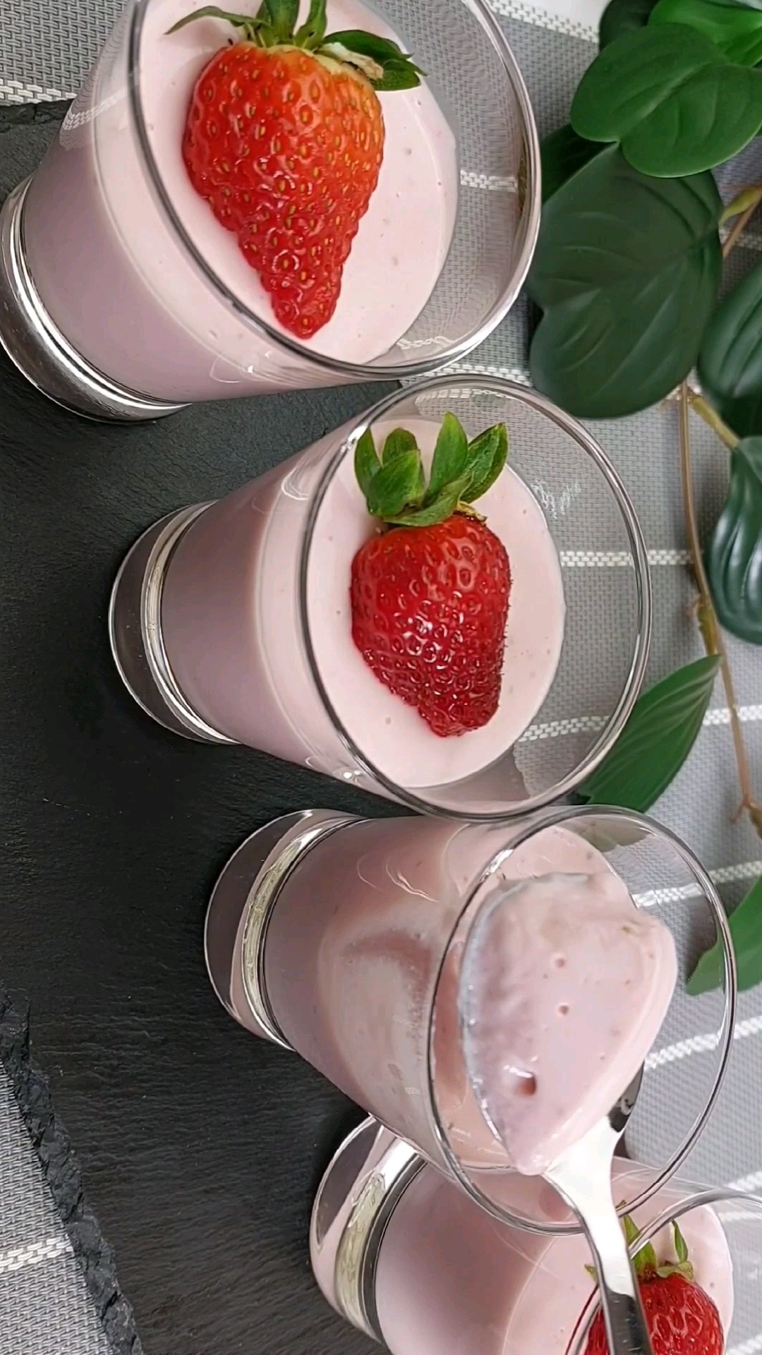 Meraviglioso dessert alle fragole?? #foodie #yummy #tasty #dessert #delicious #food #recipe