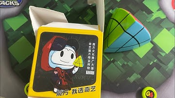 Unboxing the corner mastermorphix puzzle!!