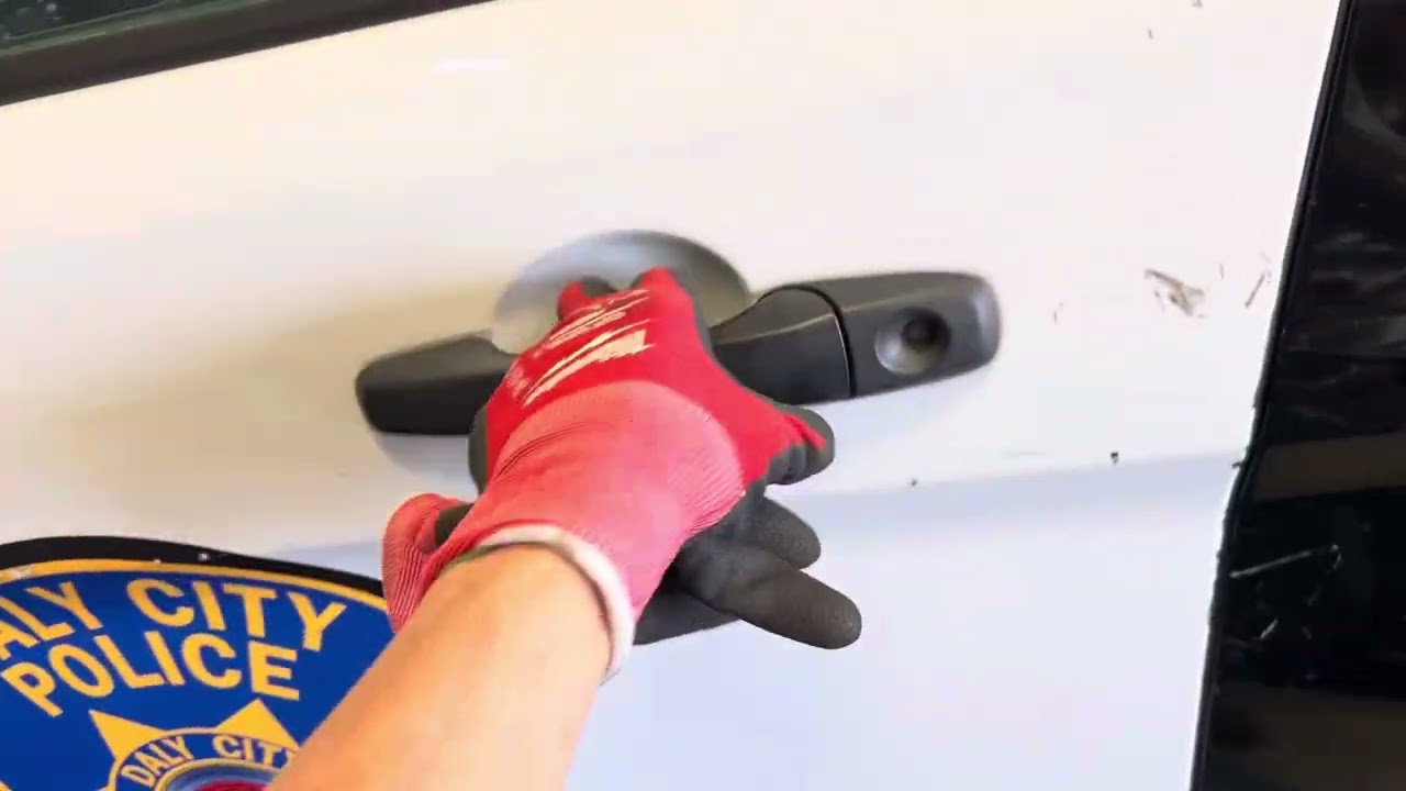 AC on POLICE INTERCEPTOR K9 UNIT Dog air conditioning monitor with POOP 💩 SENSOR 🤣￼