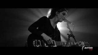 EMMA RUTH RUNDLE "Shadows of my name" Live @ L'Astrolabe - Orléans // ASTROTV chords