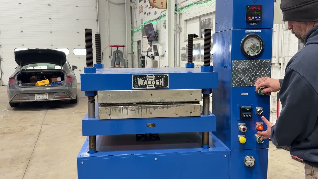 30 Ton Wabash Hyd. Press