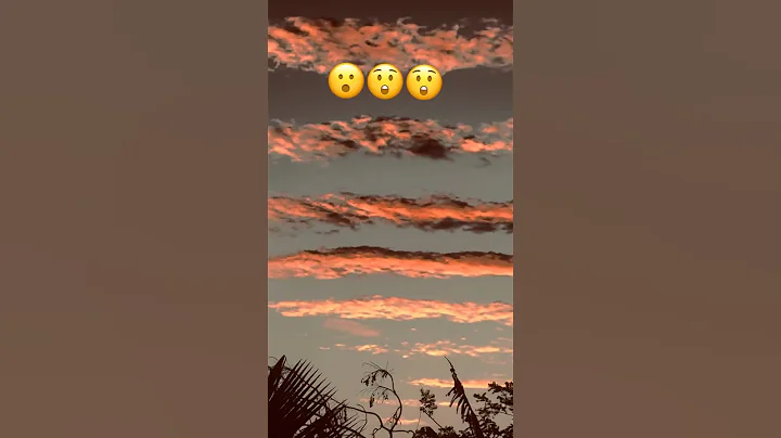 Red clouds 😲🙄😱 #viral #youtube #ytshorts #youtubeshorts #clouds #uk