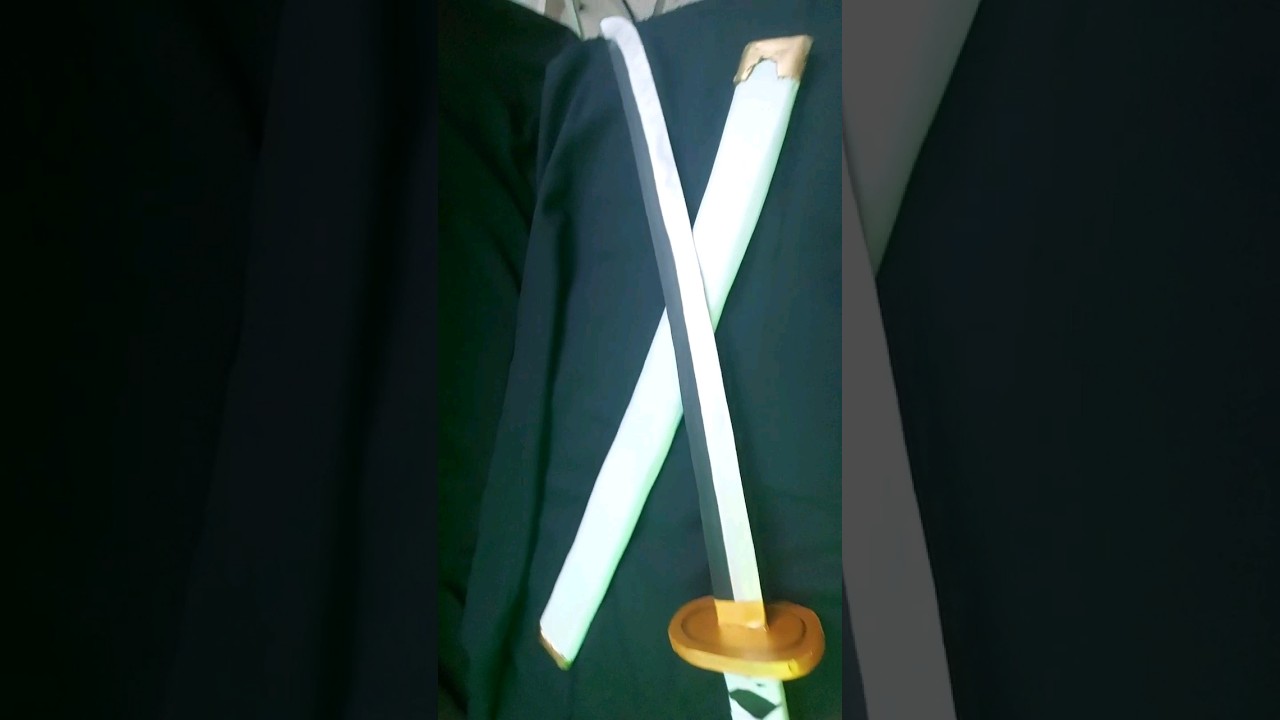 Cardboard Sheath | Zoro Swords #shorts #onepiece #cosplay