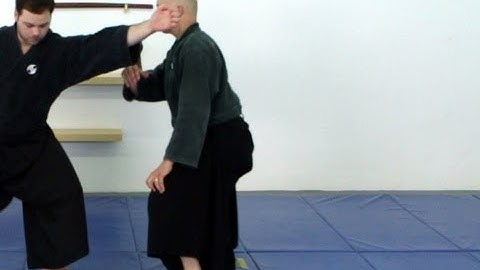 Moving sideways, Ninjutsu sabaki, Yoko, basic - techniques for Akban wiki