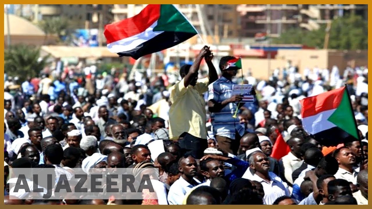 احتجاجات السودان: انقسام بين جماعات المعارضة حول المطالب | الجزيرة الإنجليزية