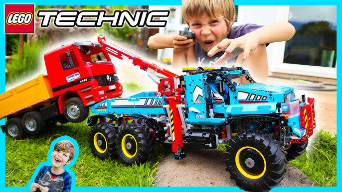  LEGO Technic 6x6 All Terrain Tow Truck 42070 Building Kit (1862  Pieces) (Discontinued by Manufacturer) : Toys & Games