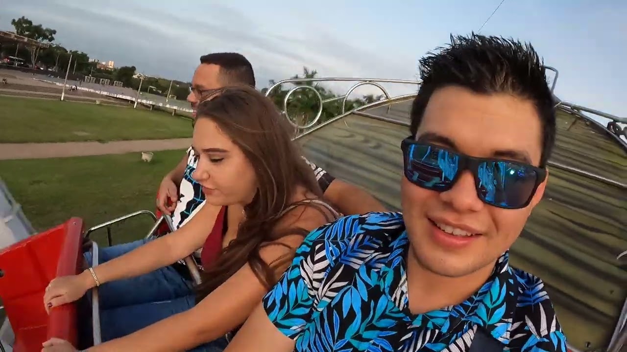 Barco Viking - Ensinando a galera a não sentir tanto frio na barriga - Millennium Park - Campinas